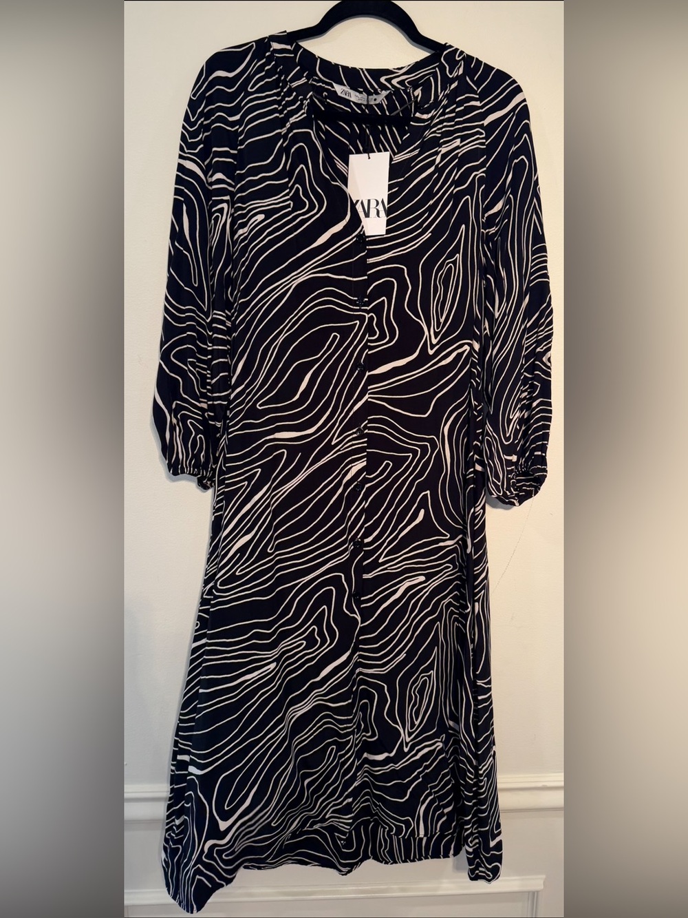 ZARA Black and White Abstract Button-Front Tunic